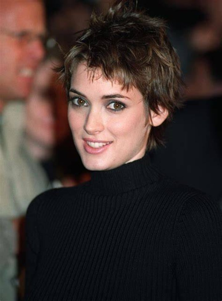 90s Winona Ryder's Iconic Short Hair: A Timeless Inspiration