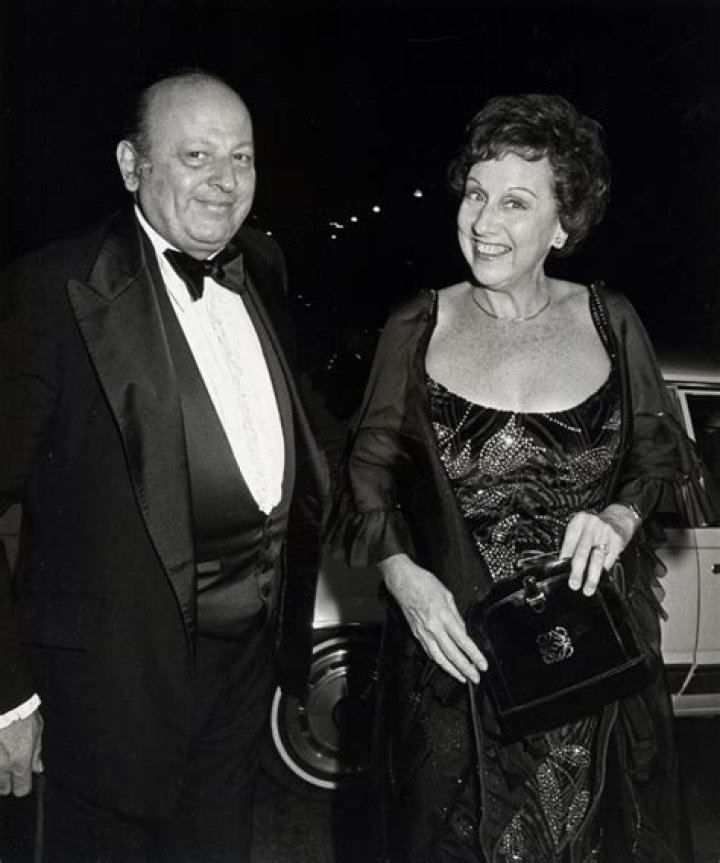 Are Maureen Stapleton and Jean Stapleton Related?