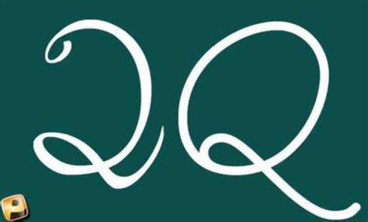 Cursive Q: The Elegant Loop of Handwritten Artistry