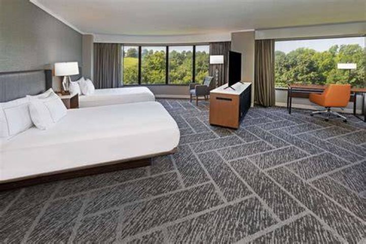 DoubleTree Tulsa Warren Place: Your Ultimate Guide to Comfort and Convenience