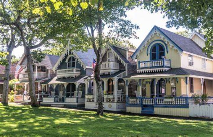 Exploring Inkwell Beach: A Hidden Gem in Martha's Vineyard