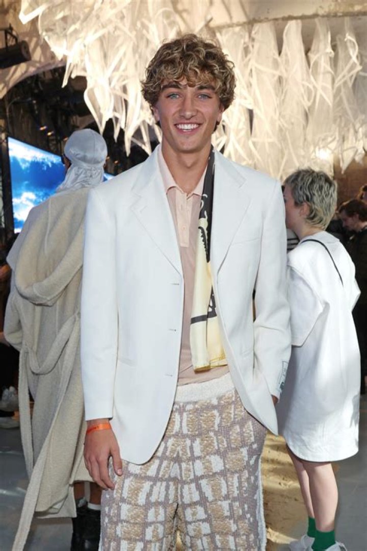 Taylor Breesey: The Rising Star in the Digital World